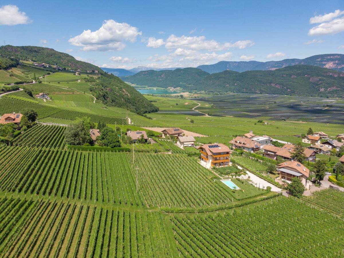 Sonnenhof Tramin - Adults Only Apartment Термено Екстериор снимка